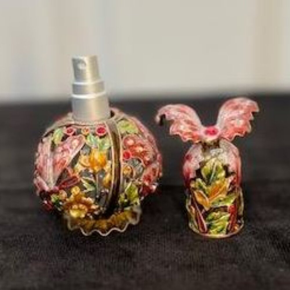 Butterfly Cloisonne Perfume Bottle in Red and Pink with a Floral Motif Design - Picture 4 of 7